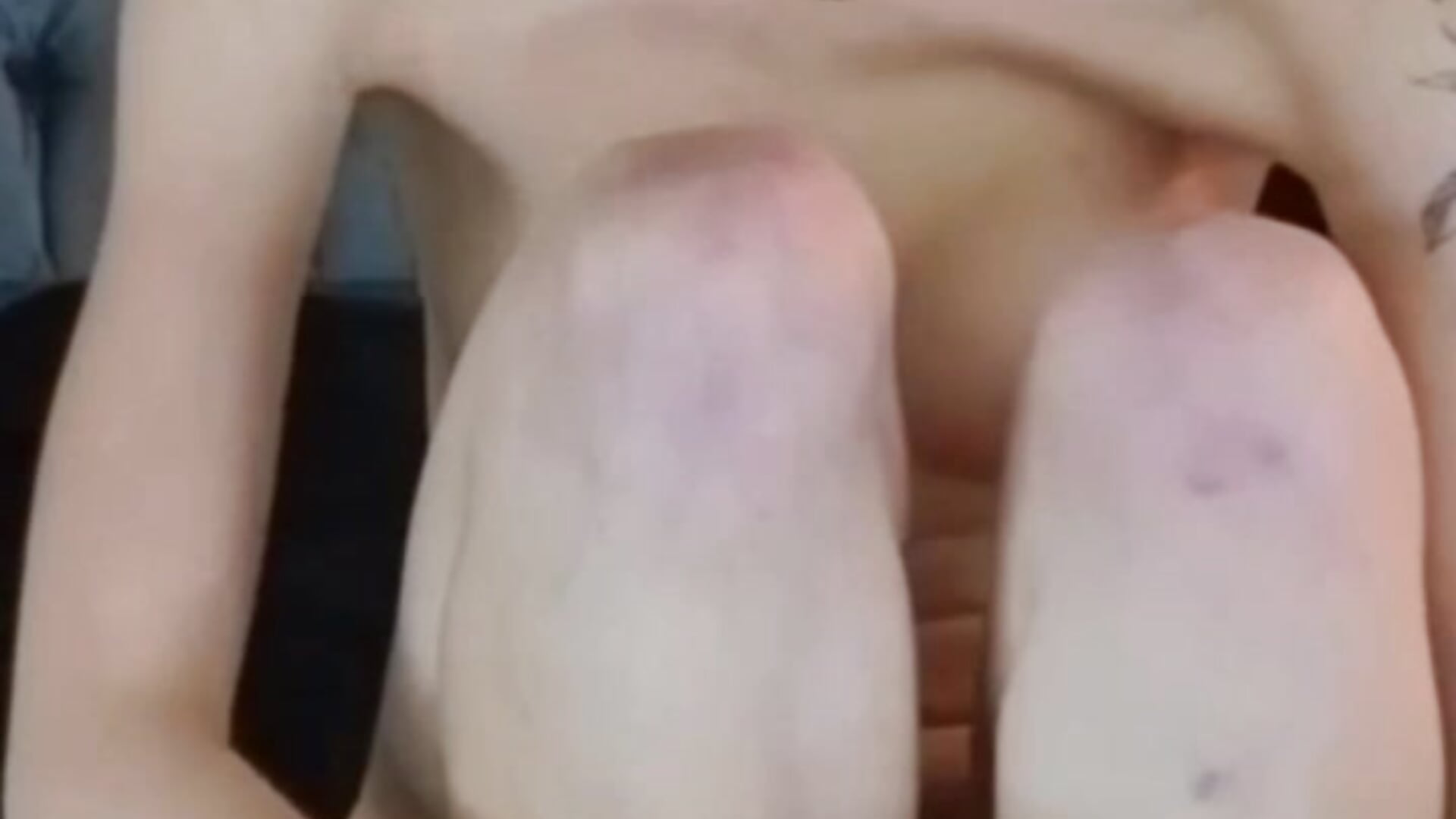 Do you like to see me completely naked? My pussy was already wet  🌸💦 - vídeo de Anya_Belth modelo de câmara