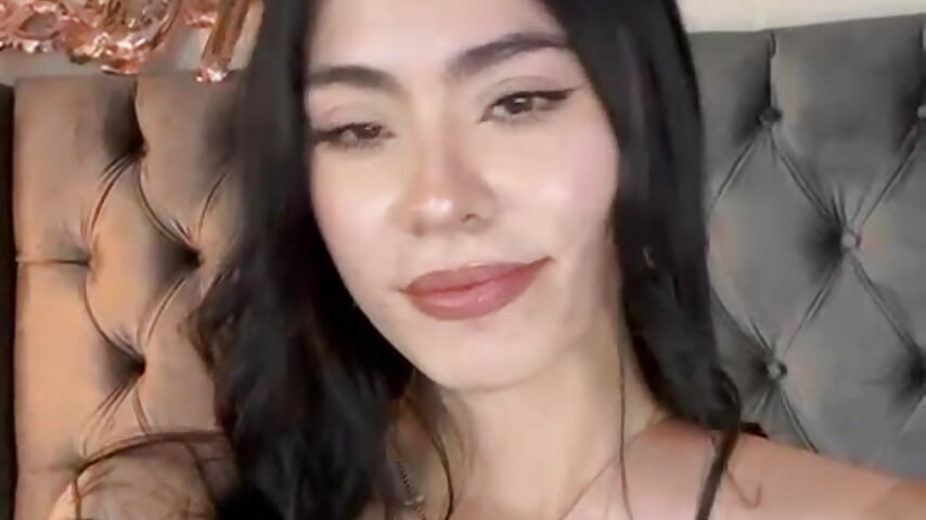 MY BIRTHDAY! ❤️ - video của người mẫu cam Anya_Belth