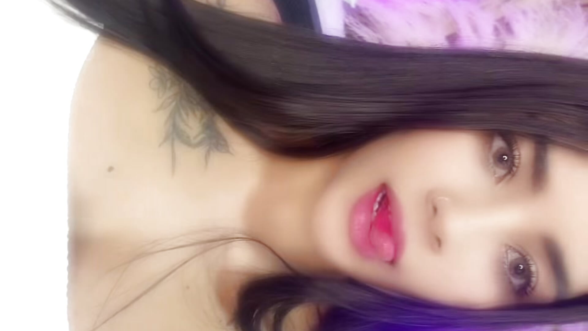 🥛💦🥵 — filmik SelenaStonne, modela(-lki) na kamerkach