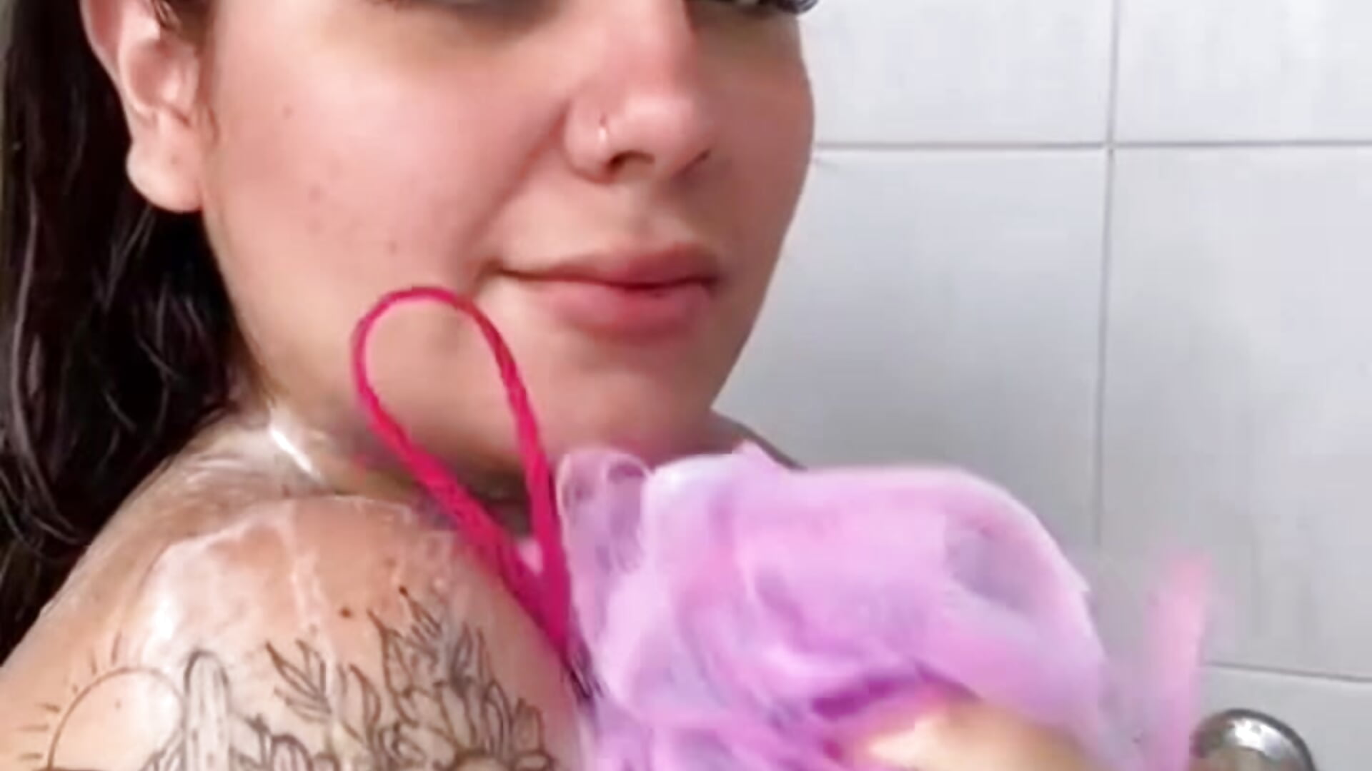 Así mis mañanas para ustedes 🩷❤️ - video by Vicky_Sixx cam model