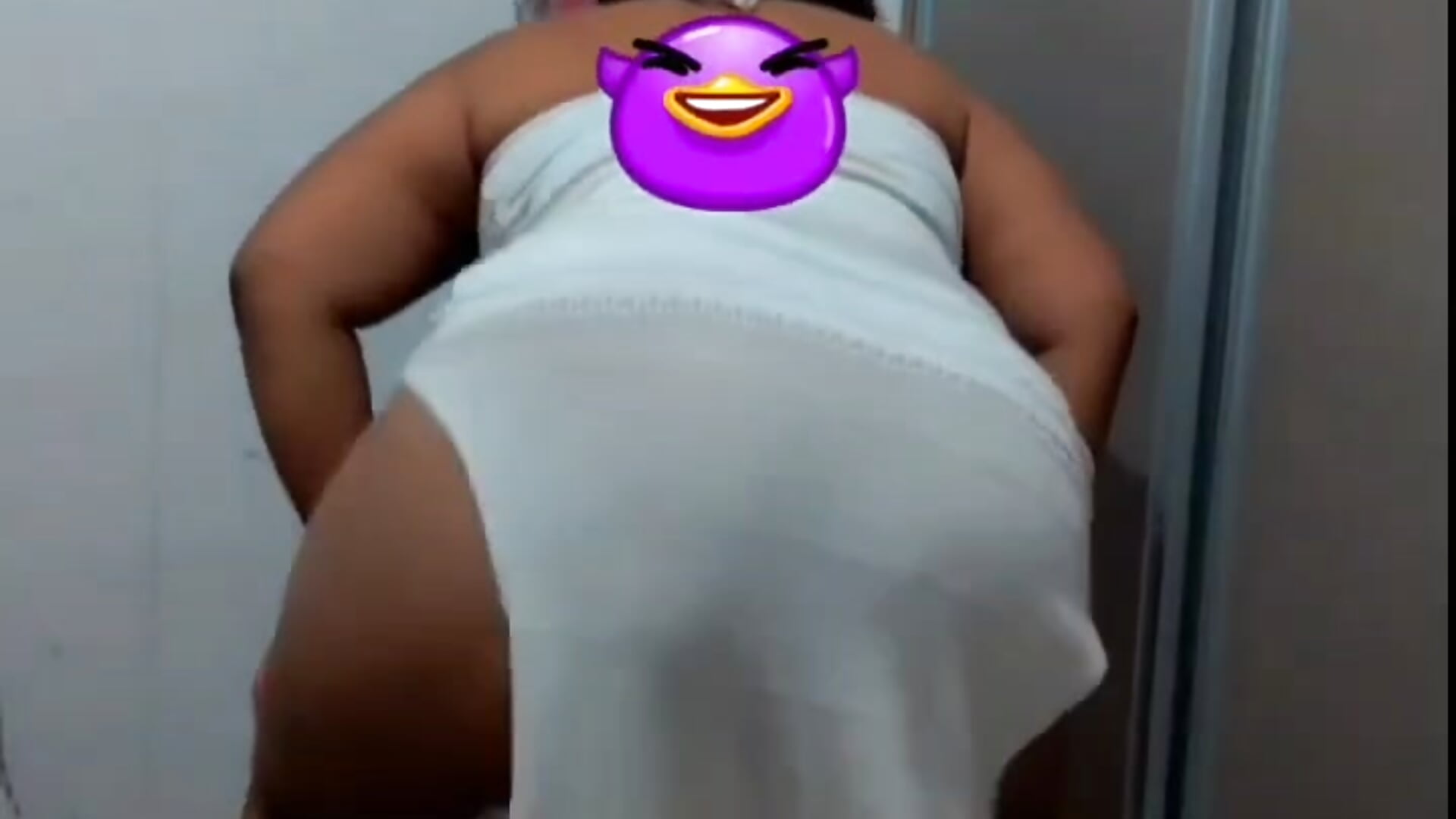 1000044713 - vidéo du modèle de showcams jadeamourim__