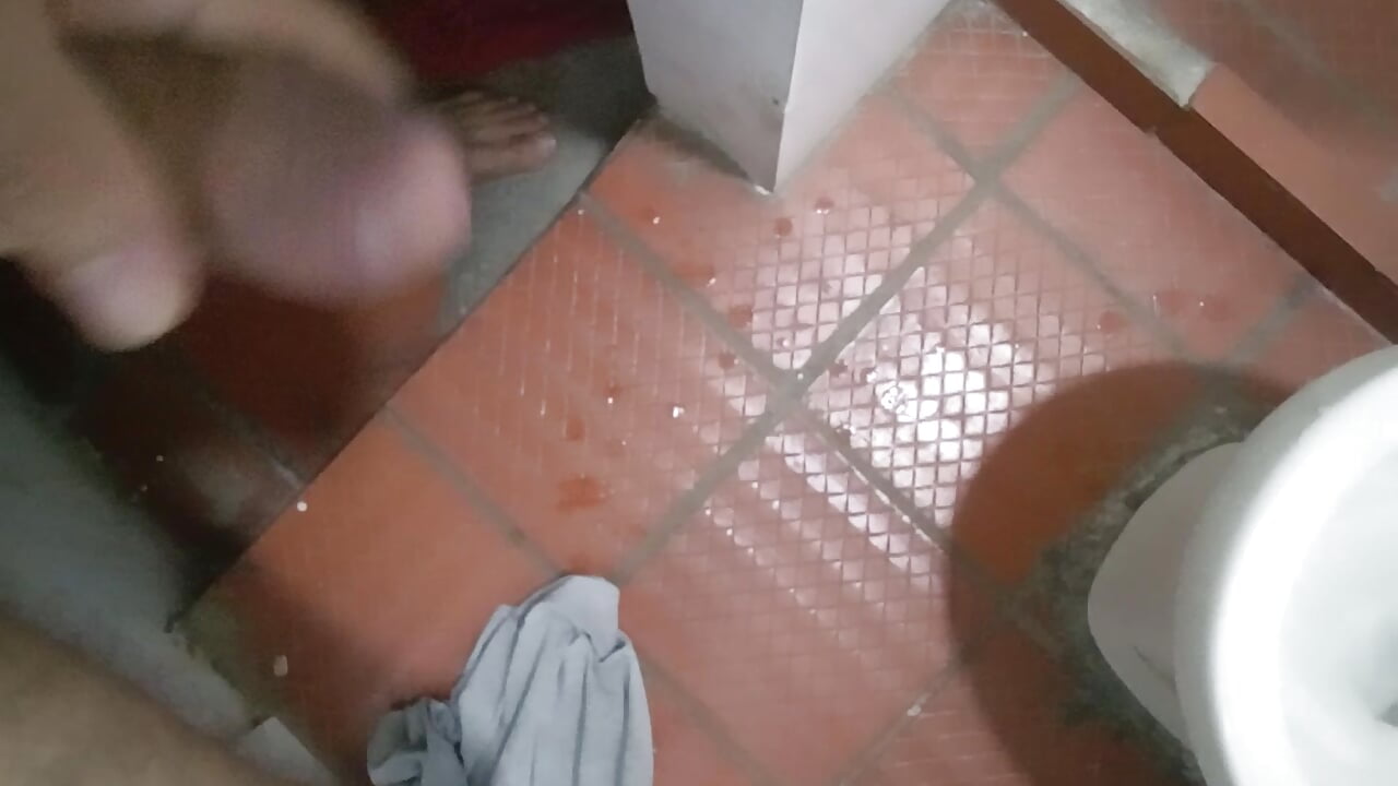 Cum - video by Skinyhot99 cam model