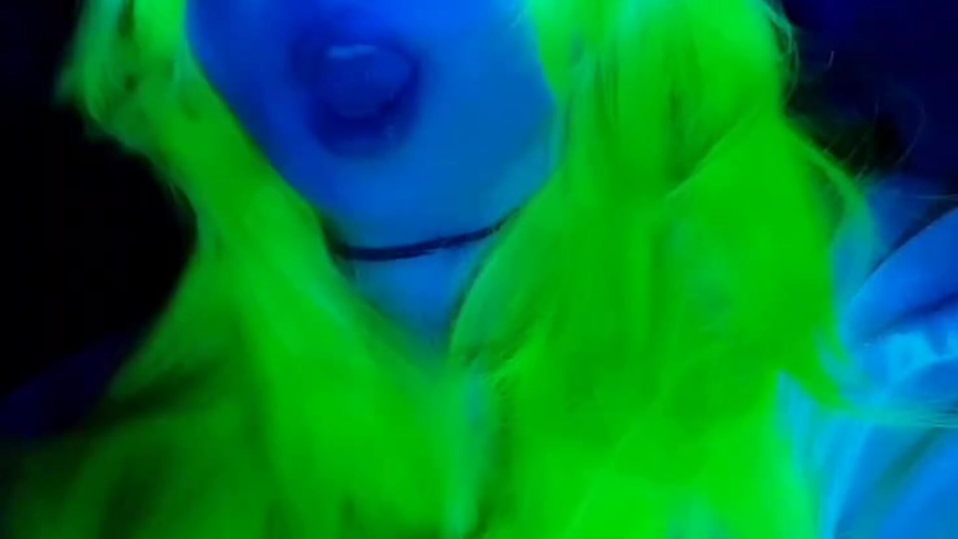 ciber neon - video by Rosie_Good_girl cam model