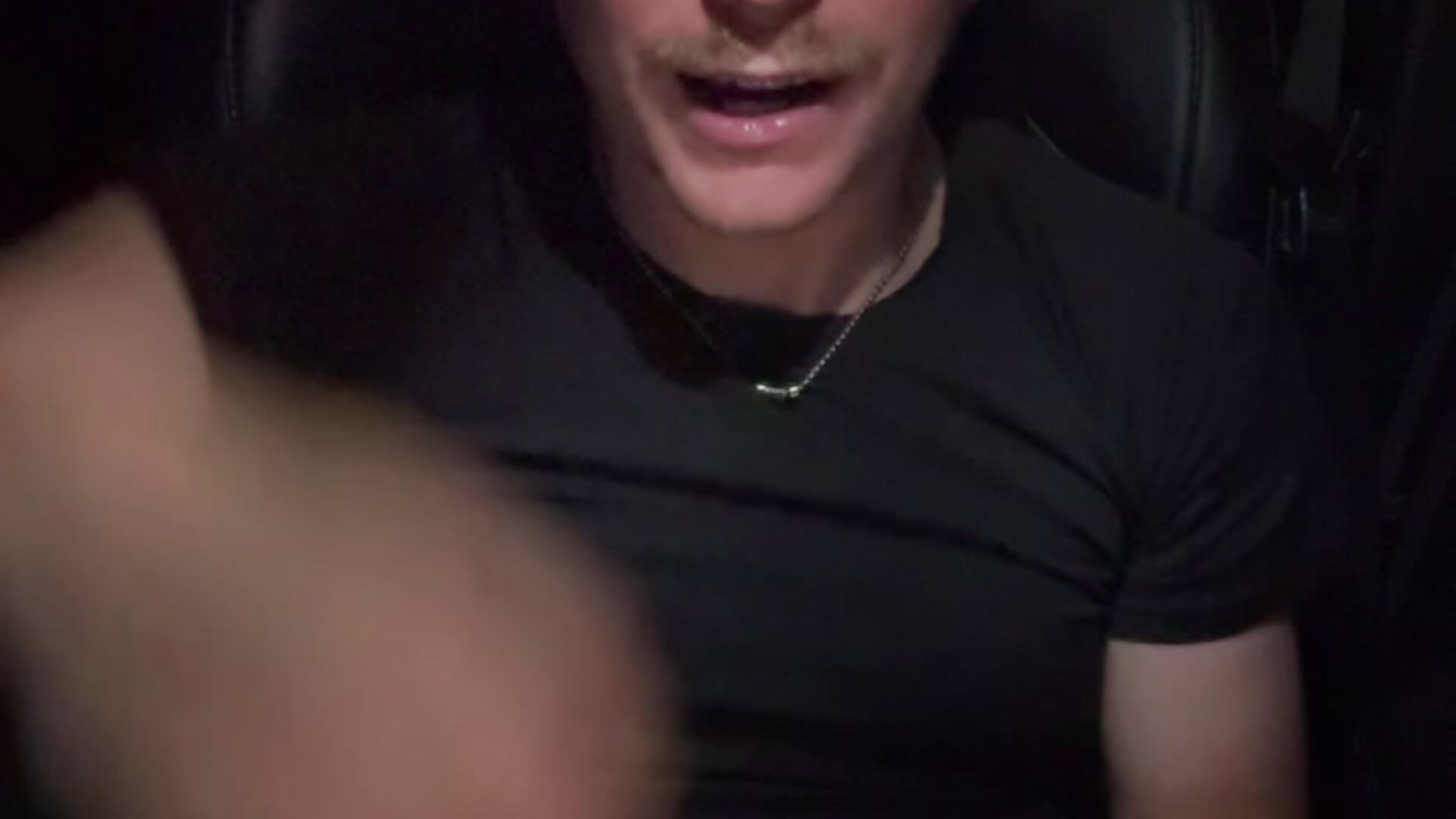 Late night bate (no sound) - video by uncut_luke cam model