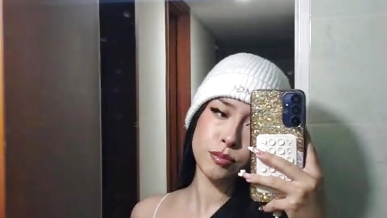 💋💫 - video by SarahMiler_ cam model