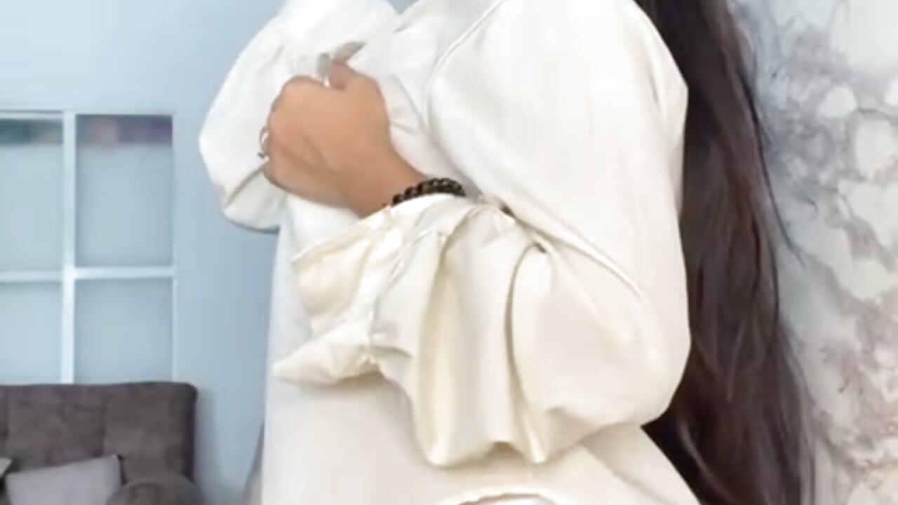 WhatsApp Video 2025-04-26 at 9,07,48 AM－カメラキャストのEva_cutteの動画