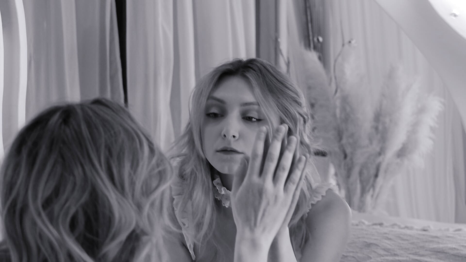 Take it off! - video by CindyFors cam model