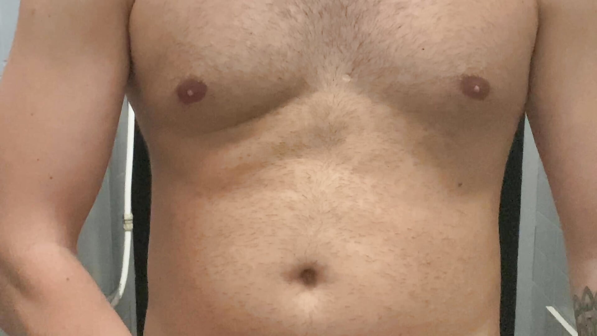 Masturbation in gym 🍆