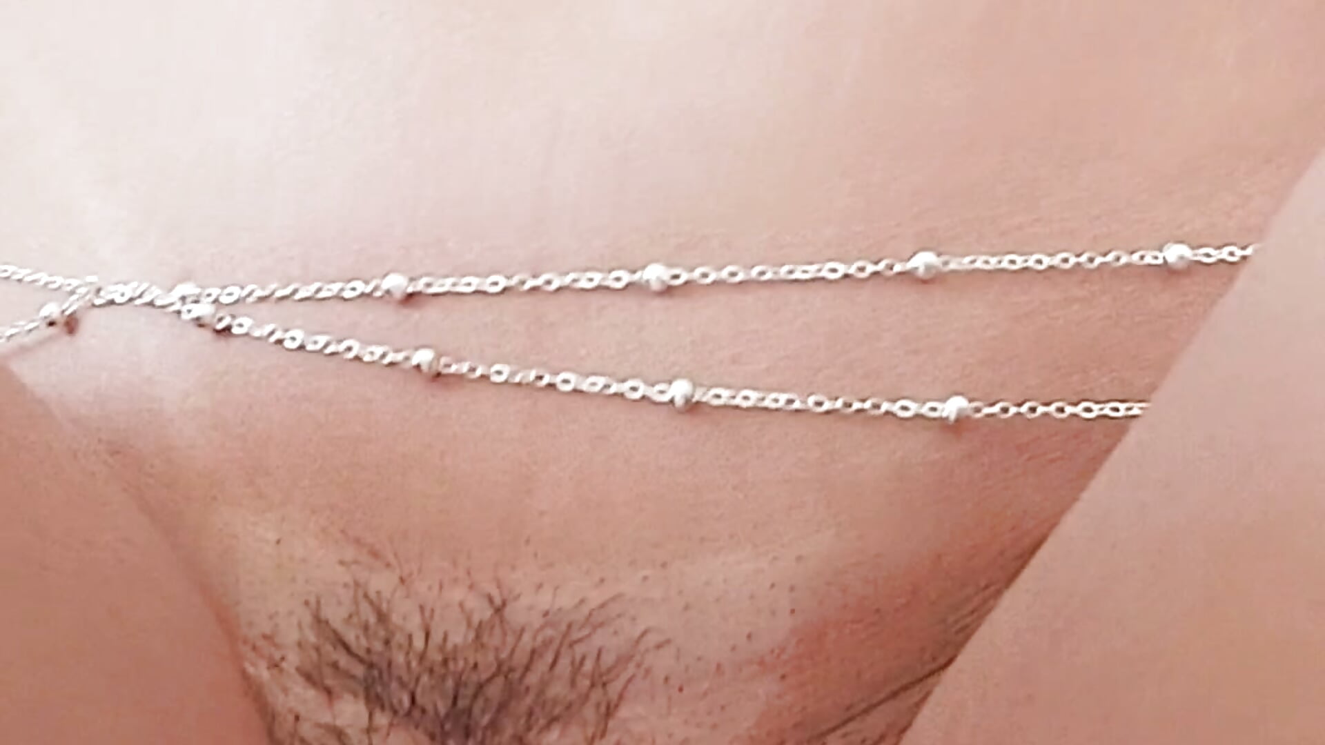 cumming for the cuckold calling another's name - video di AnaLuxJulia modella di cam