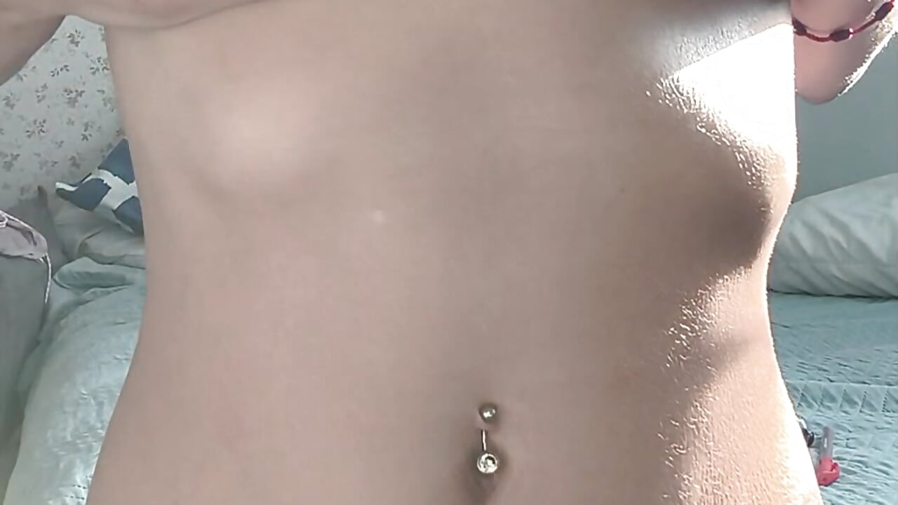Peitos suadinhos - video by AnaLuxJulia cam model