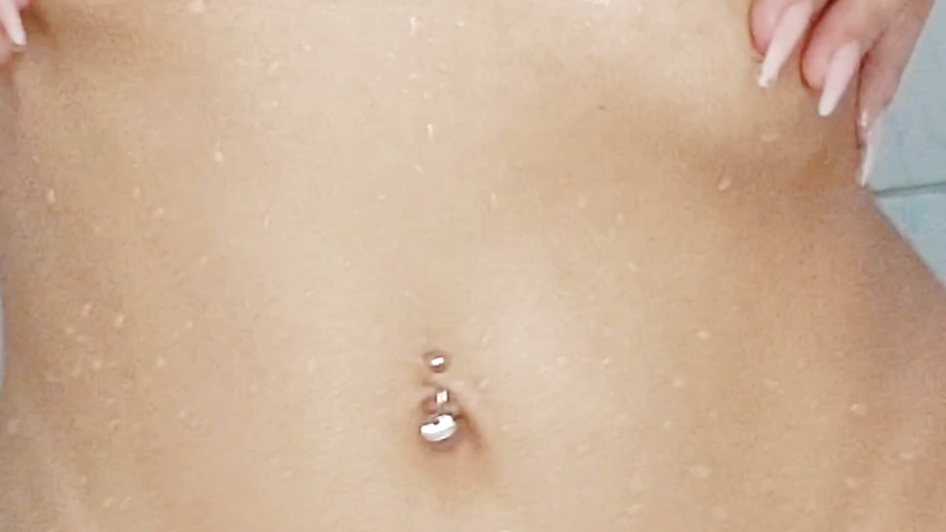 Bubble bath 5 - video di AnaLuxJulia modella di cam