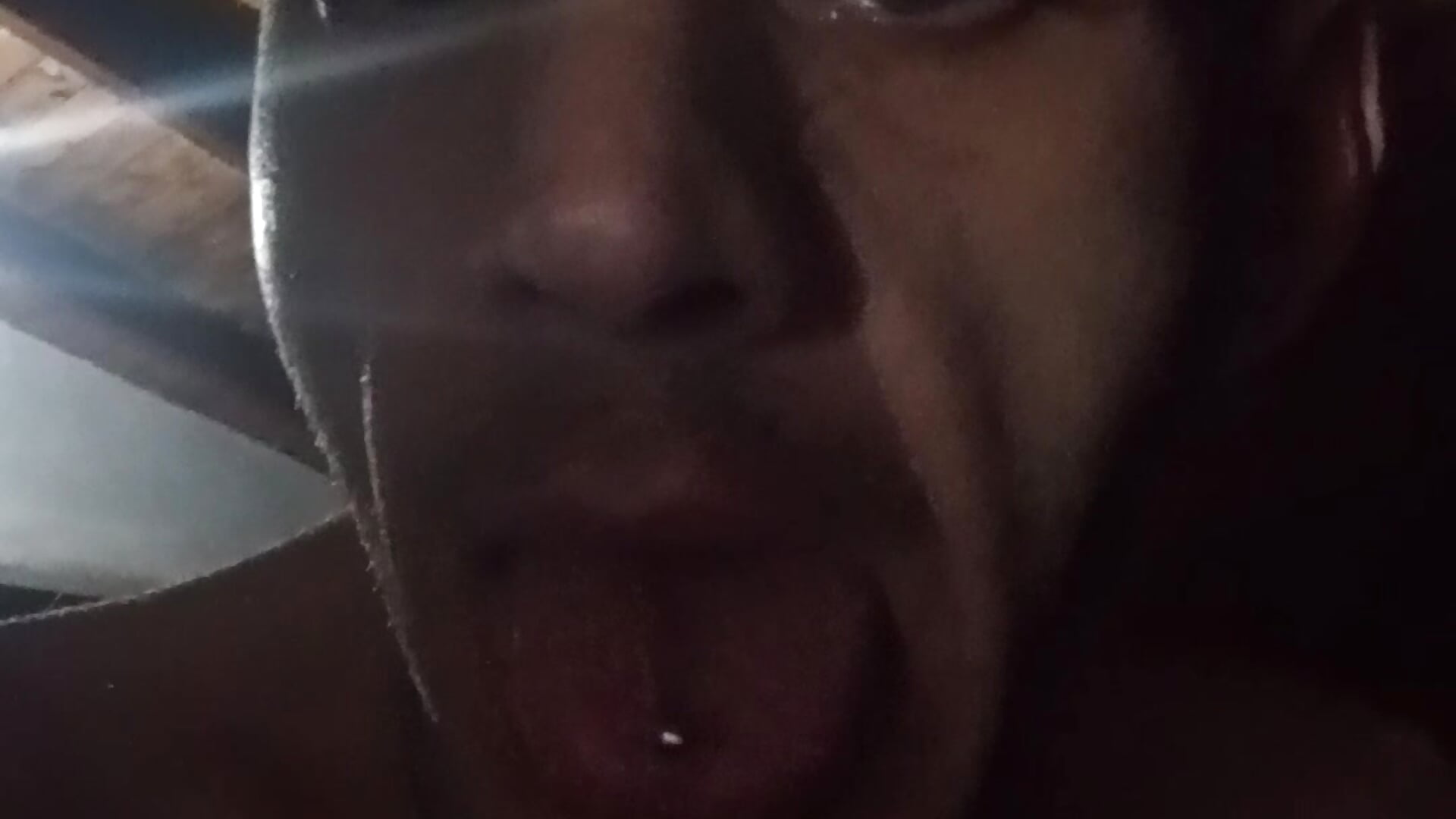 Lengüita - video by Jota2544 cam model