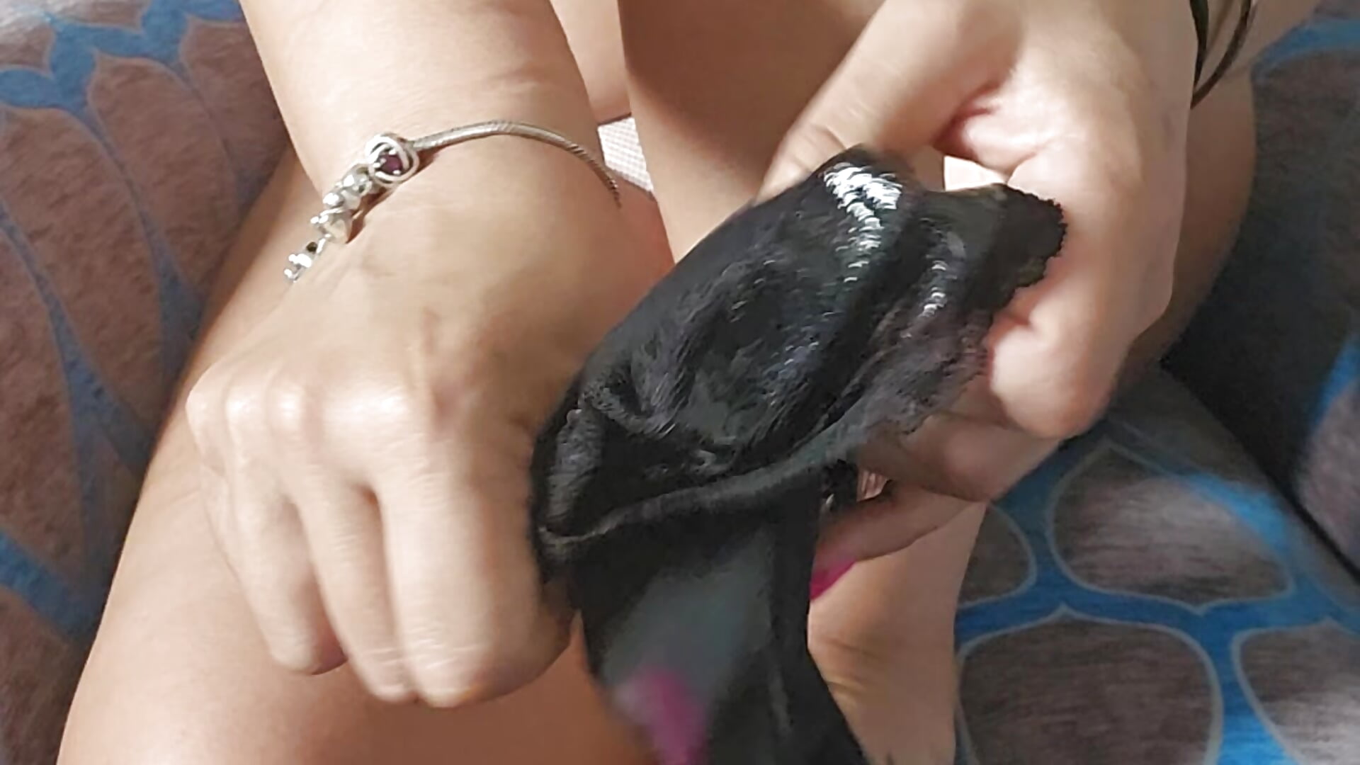 Putting on stockings - video by LovelyLucinda cam model