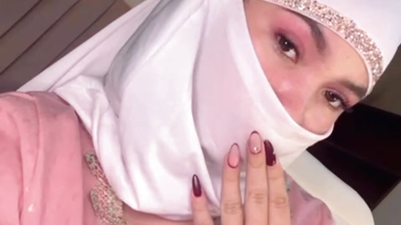 I got pretty ... but even more naughty 😈 - video by Yara_Rubab cam model