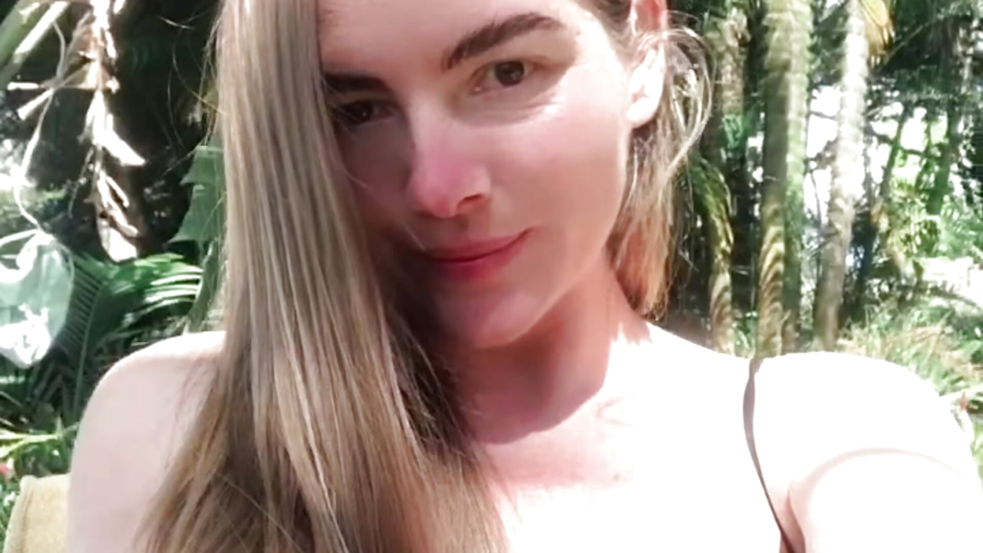 8F27BEE8-E0C3-48F2-A6F6-8E5062607EBCsegment_video_2 - video by Angiehuston1 cam model