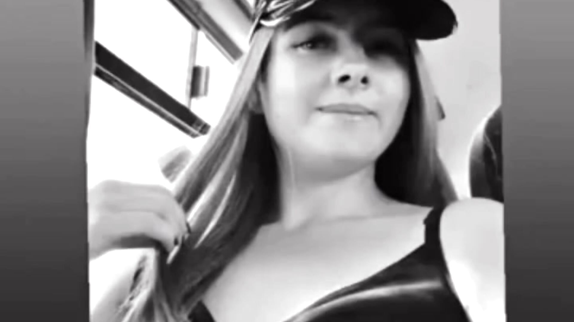 911e50f58f78f36ffe60182b139ed6c7 - video by Angiehuston1 cam model