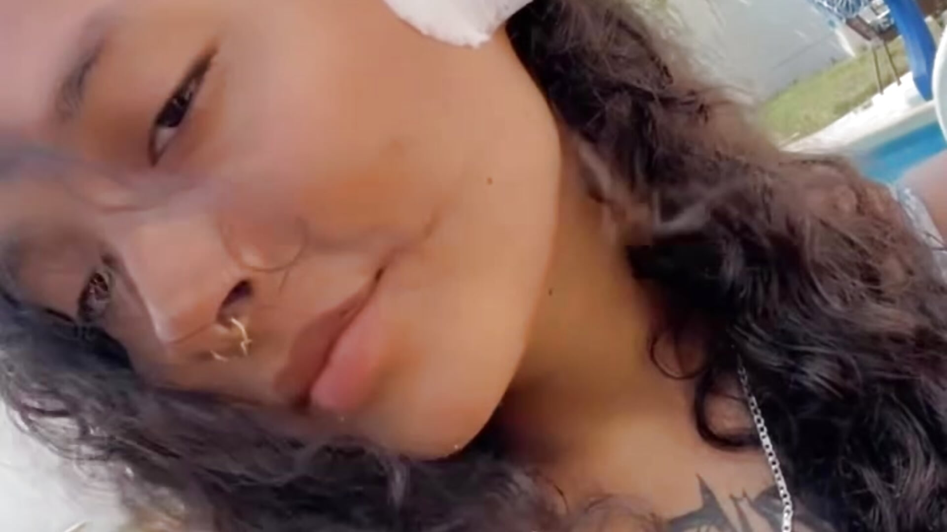 Pool dayz - video by DaysieAfterDark cam model