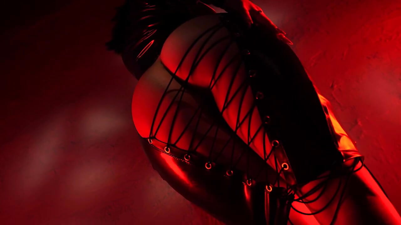 Hotter Than Your Darkest Dreams - vidéo du modèle de showcams VivianReeve