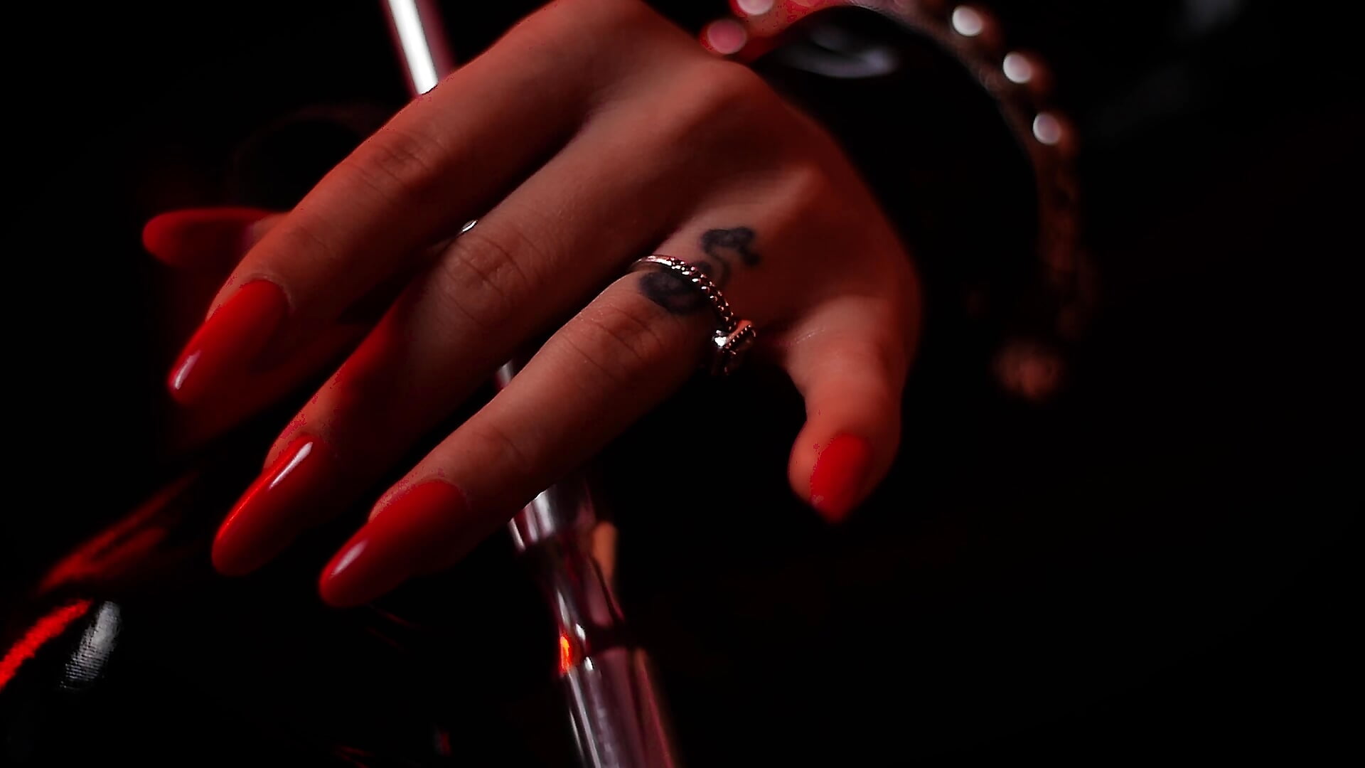 This Beauty Will Break You - vidéo du modèle de showcams VivianReeve