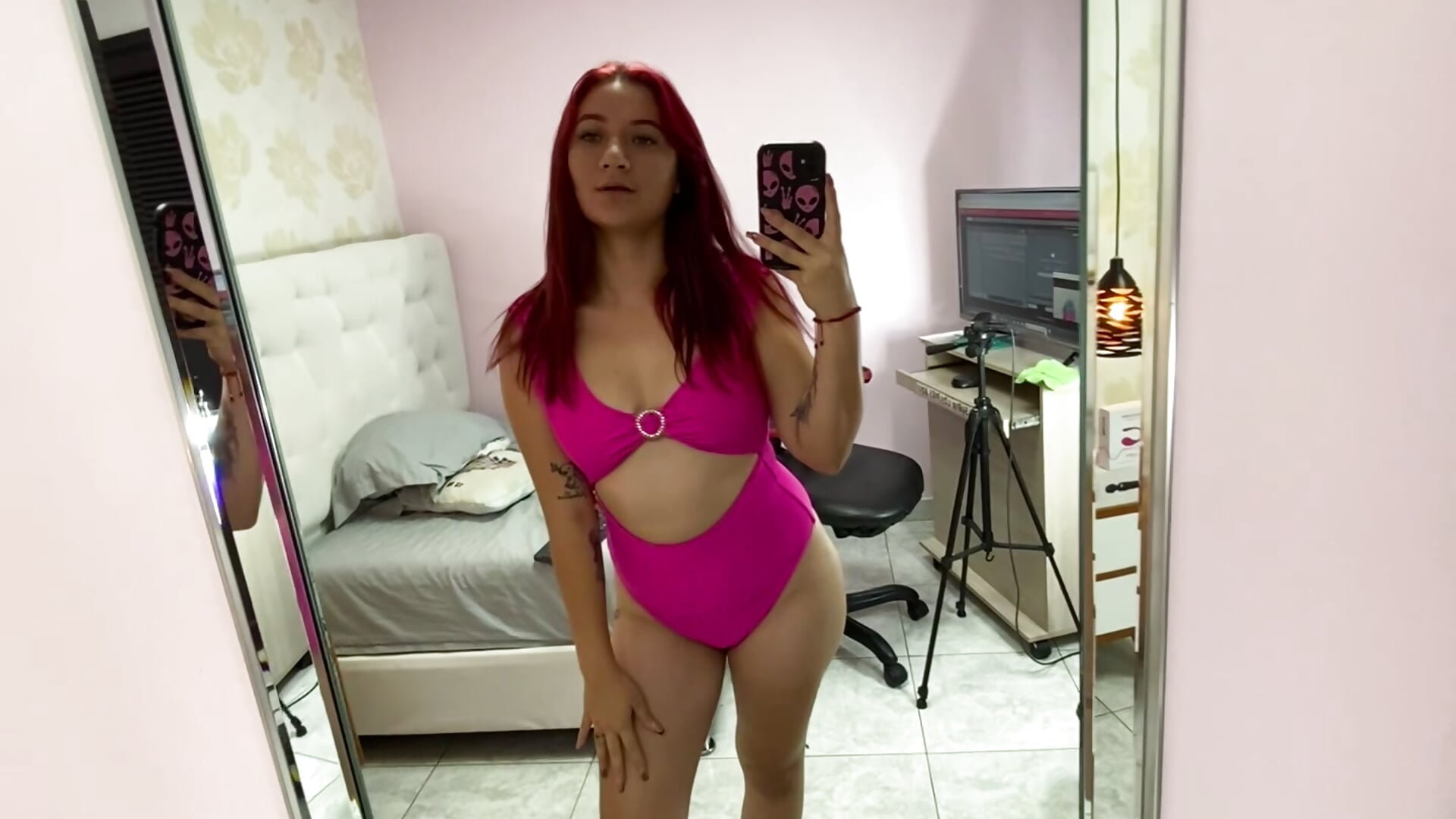 😈😈 - caroline-fox主播的视频