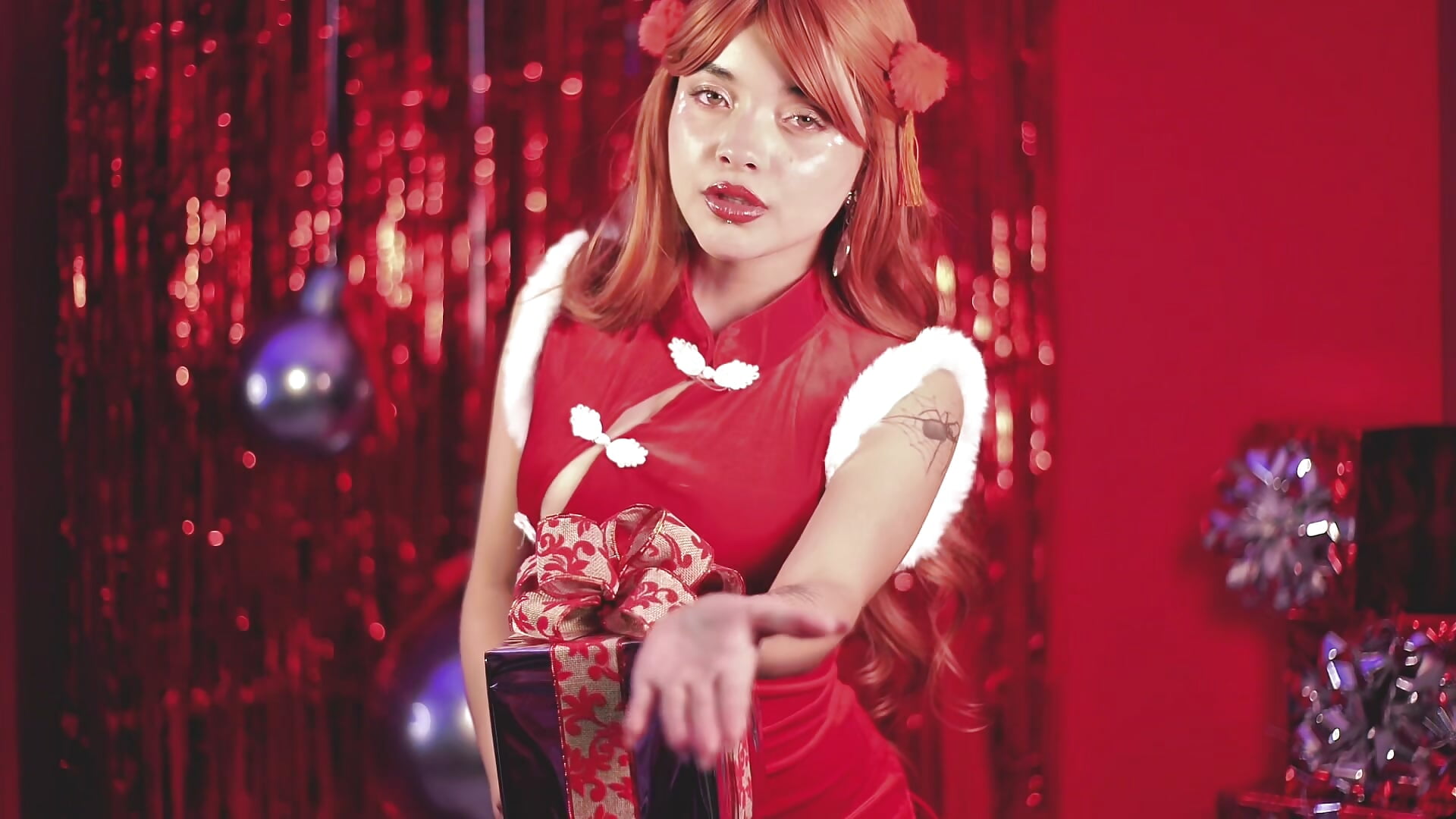 did you enojoy xxxmas? - video by mili_moon_ cam model