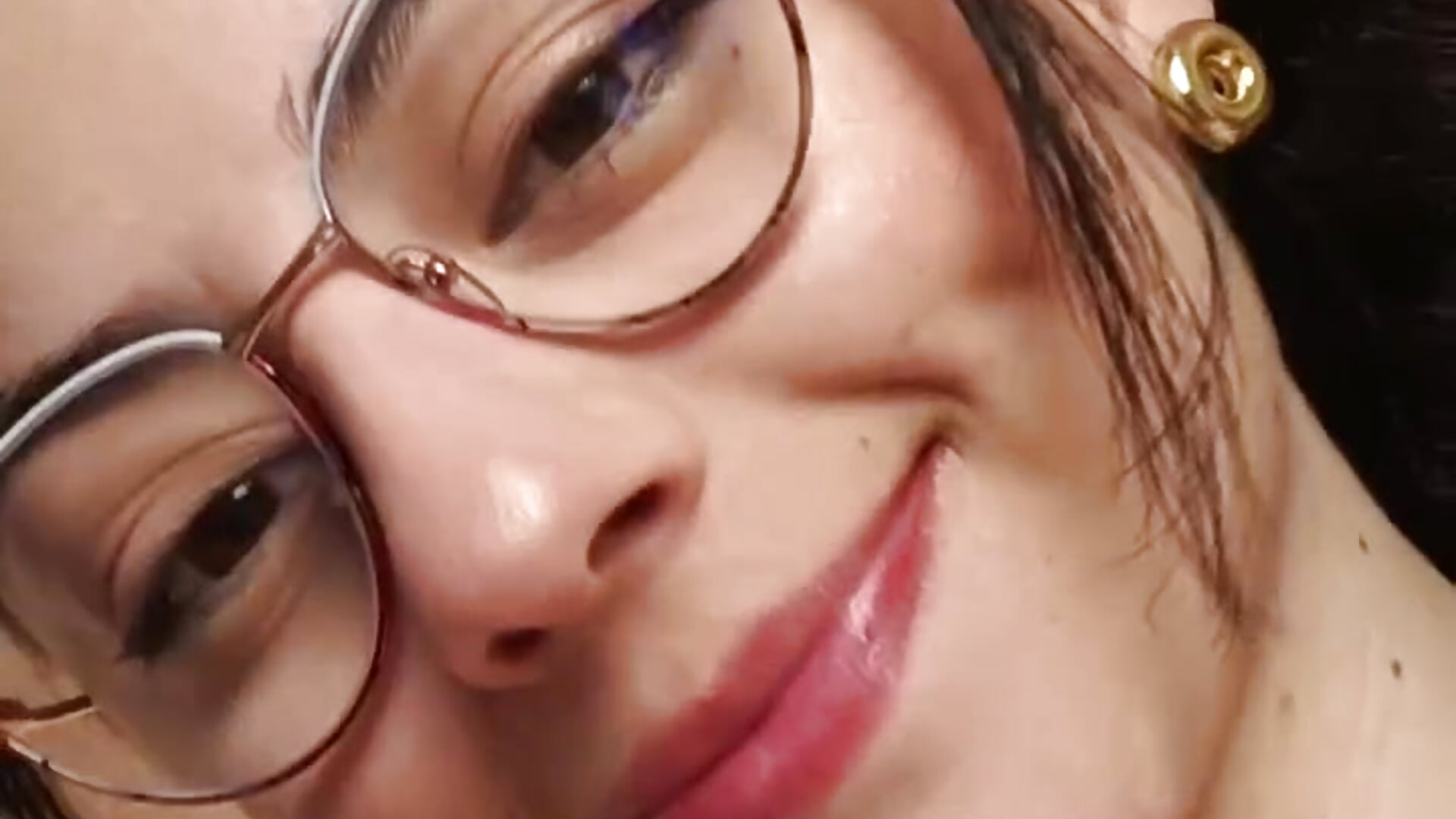 WhatsApp Video 2025-05-16 at 8,37,09 AM - video by anntonella_watson cam model