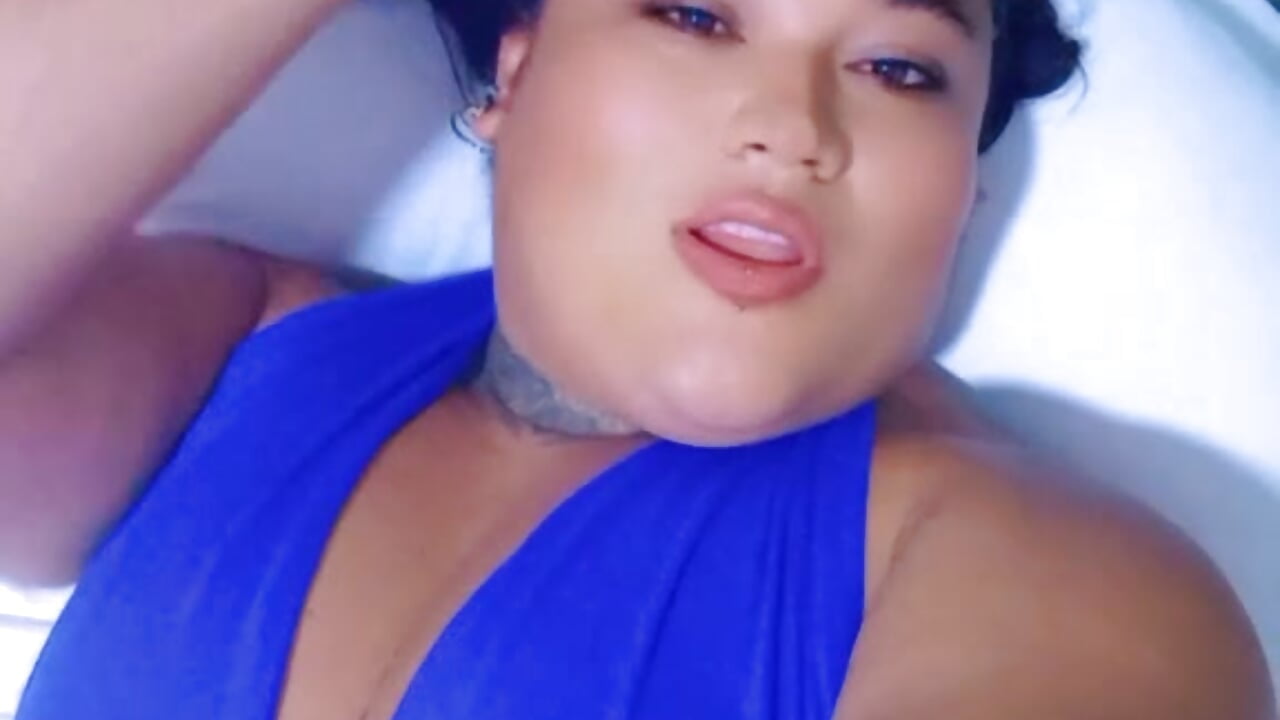 2025-09-16-191613164 - video by Kat_Valen cam model