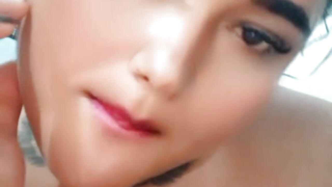 Hello bb - video by Kat_Valen cam model