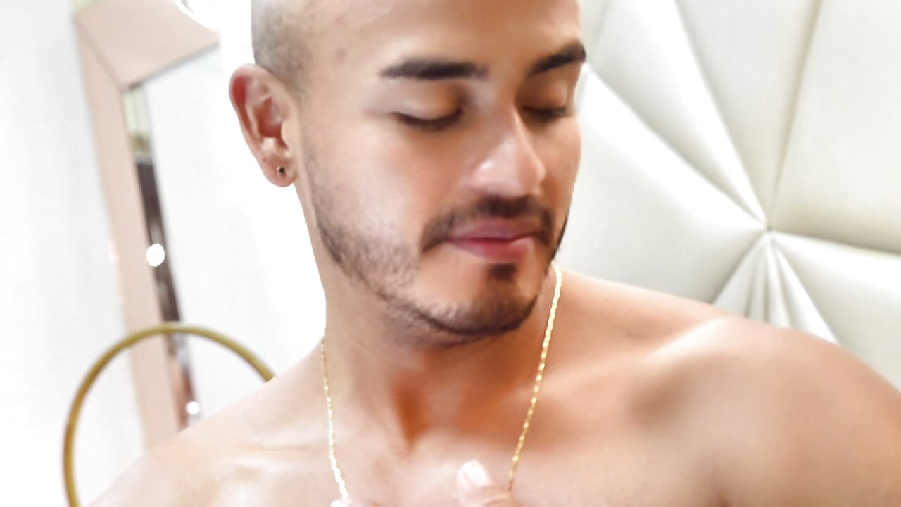 For you! - video by magnusclark cam model