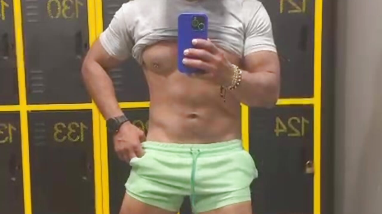 WhatsApp Video 2026-10-28 at 2,16,32 PM - วิดีโอโดย magnusclark