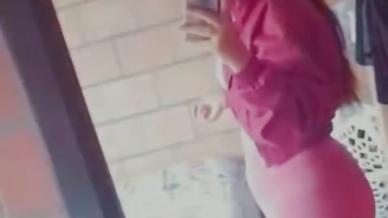 HOLI - video by emilykresly cam model