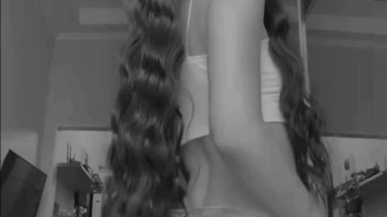 What do you think of my new hairstyle? – video af chloe_dreammm cam-model