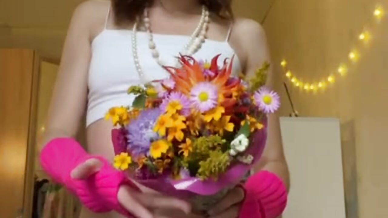 the happiest girl is the girl with a bouquet of flowers - video by chloe_dreammm cam model