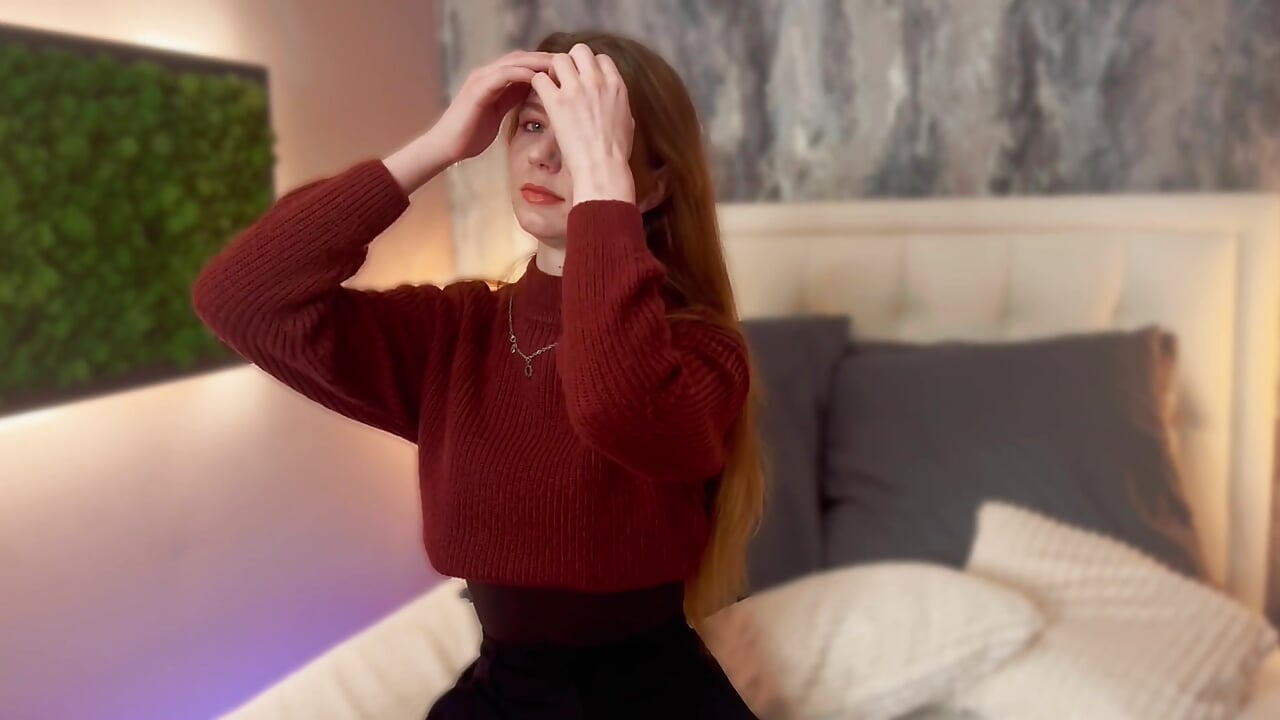 meow😻 - video by CarolinaGilbert cam model