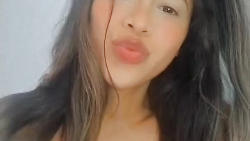 WhatsApp Video 2025-05-12 at 3,58,38 PM - video by VickyEvans cam model