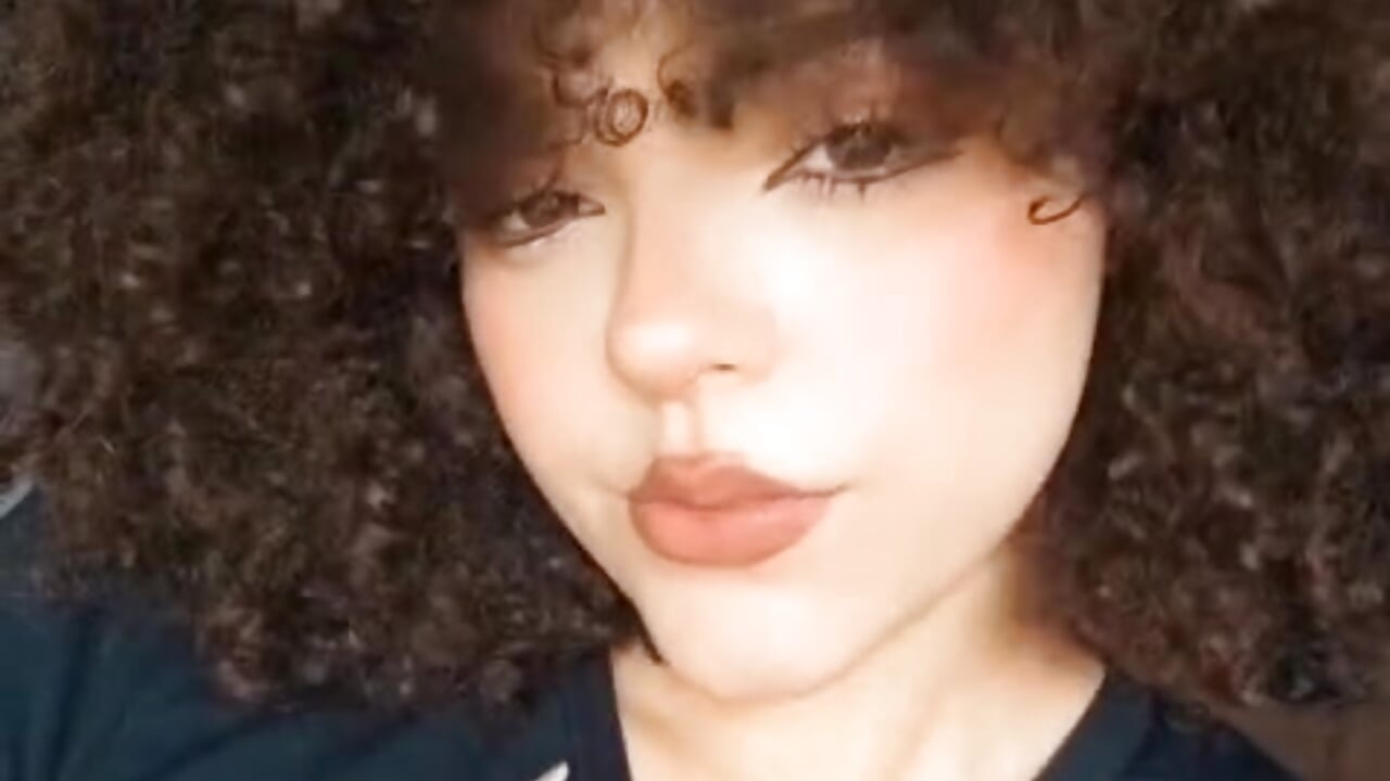 Hi