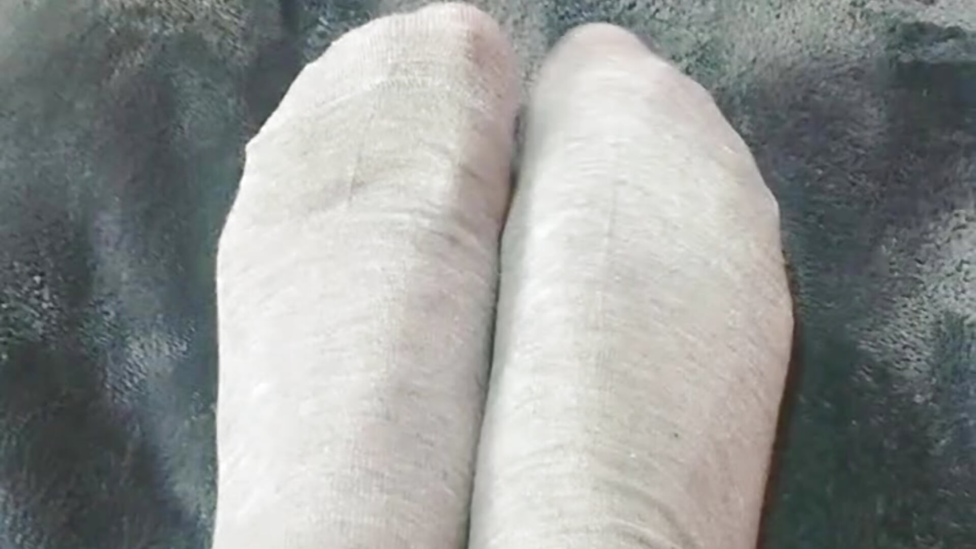 feet - video by Azul_Moon cam model