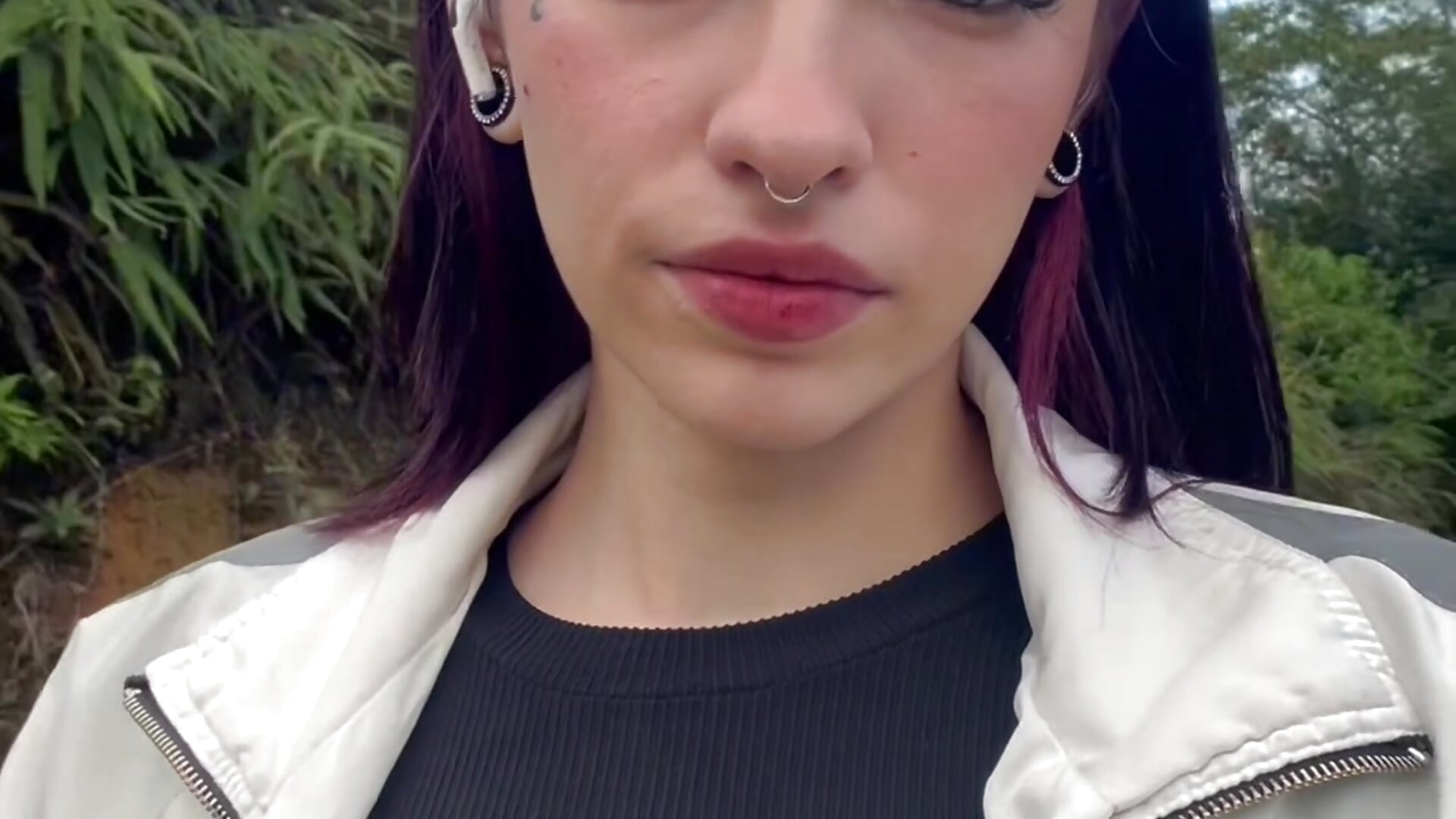 Vibrating high on the walk - βίντεο μοντέλου Moonlightt_21