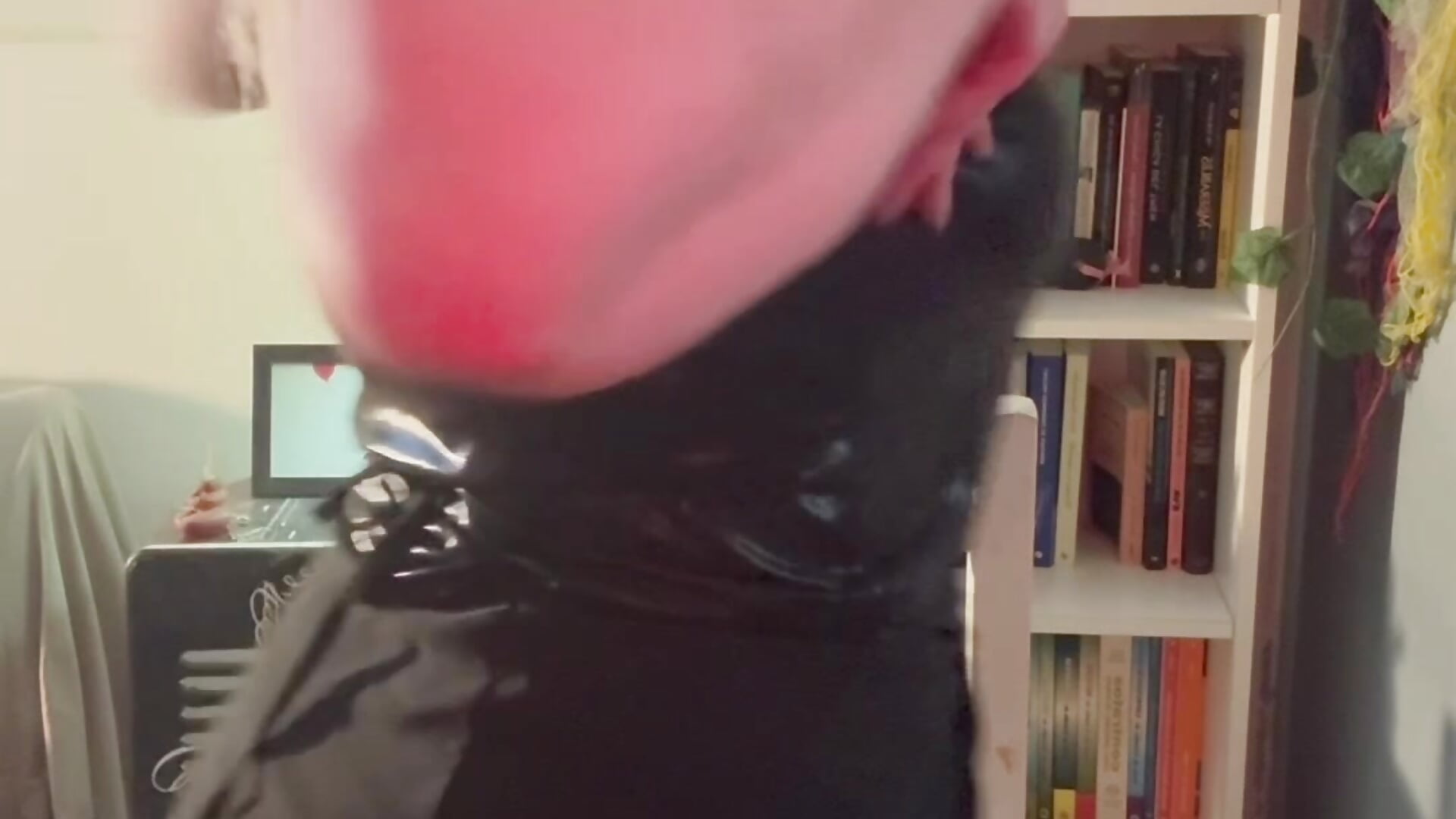 Me sacó la ropa bailando 💃 - video by Granlady7 cam model