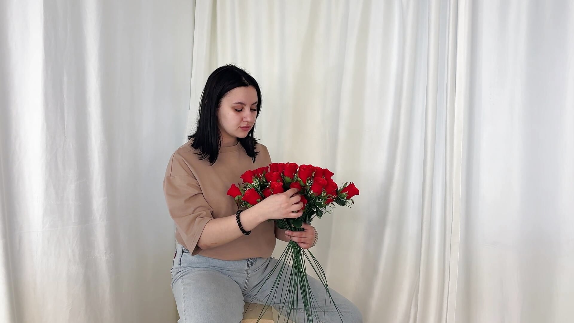 floristry has always been a passion of mine - video by SilviaBach cam model
