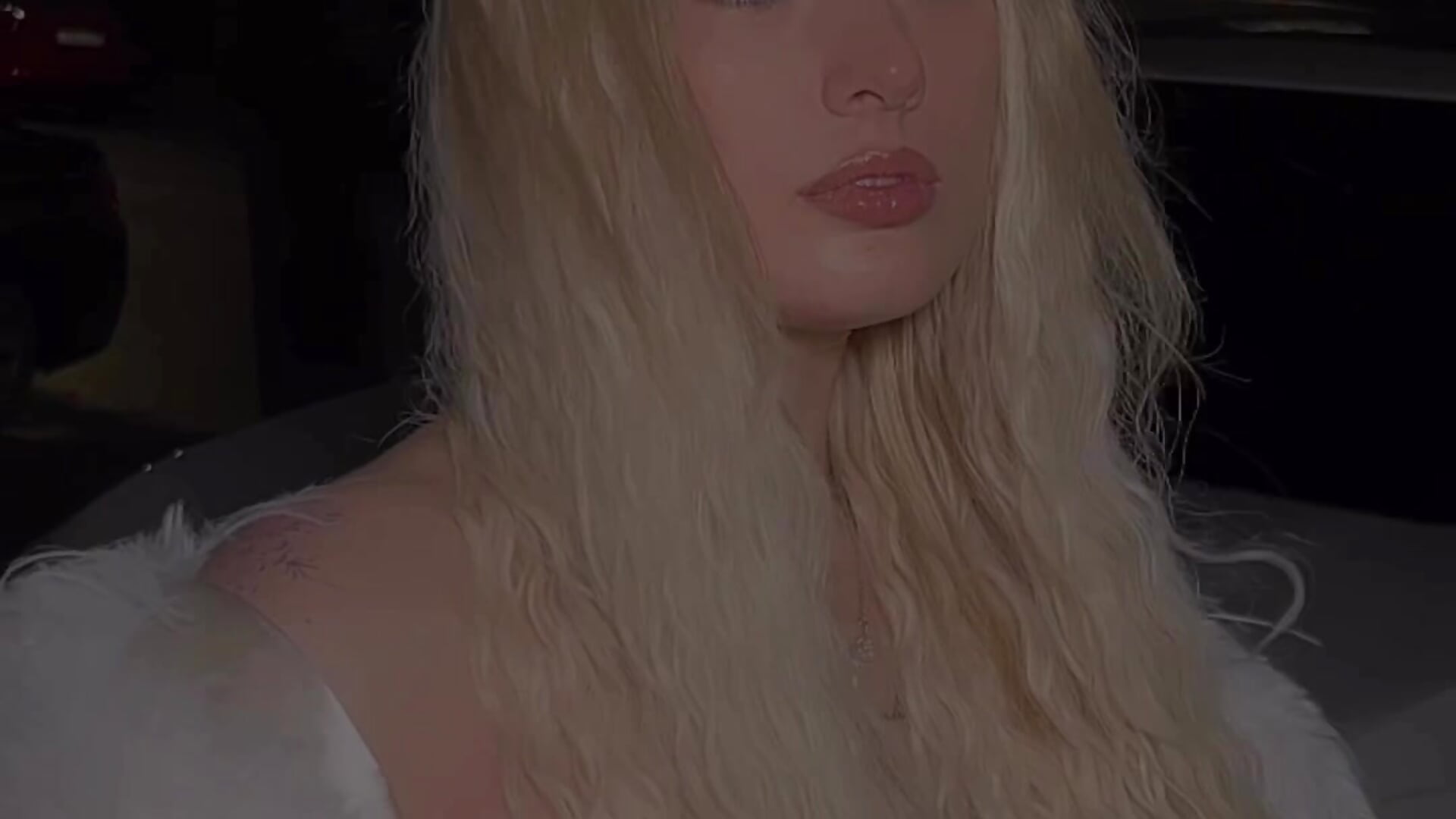 pop star - video by Delak1 cam model