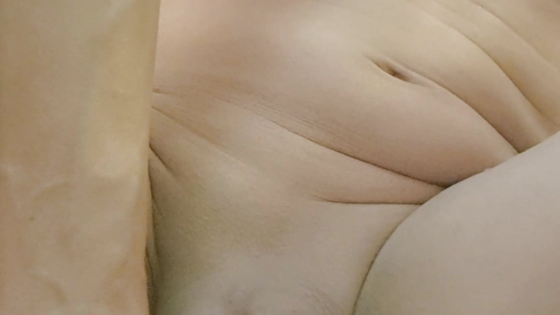 Ekstremalne rozciąganie dupy - Martin7412@xh 캠 모델의 동영상