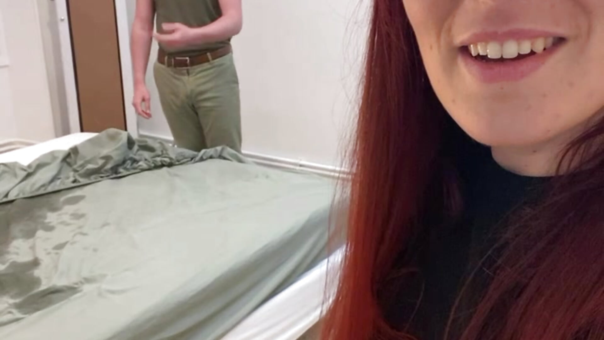 Paul et Maya - video by Petit_Piment_off cam model