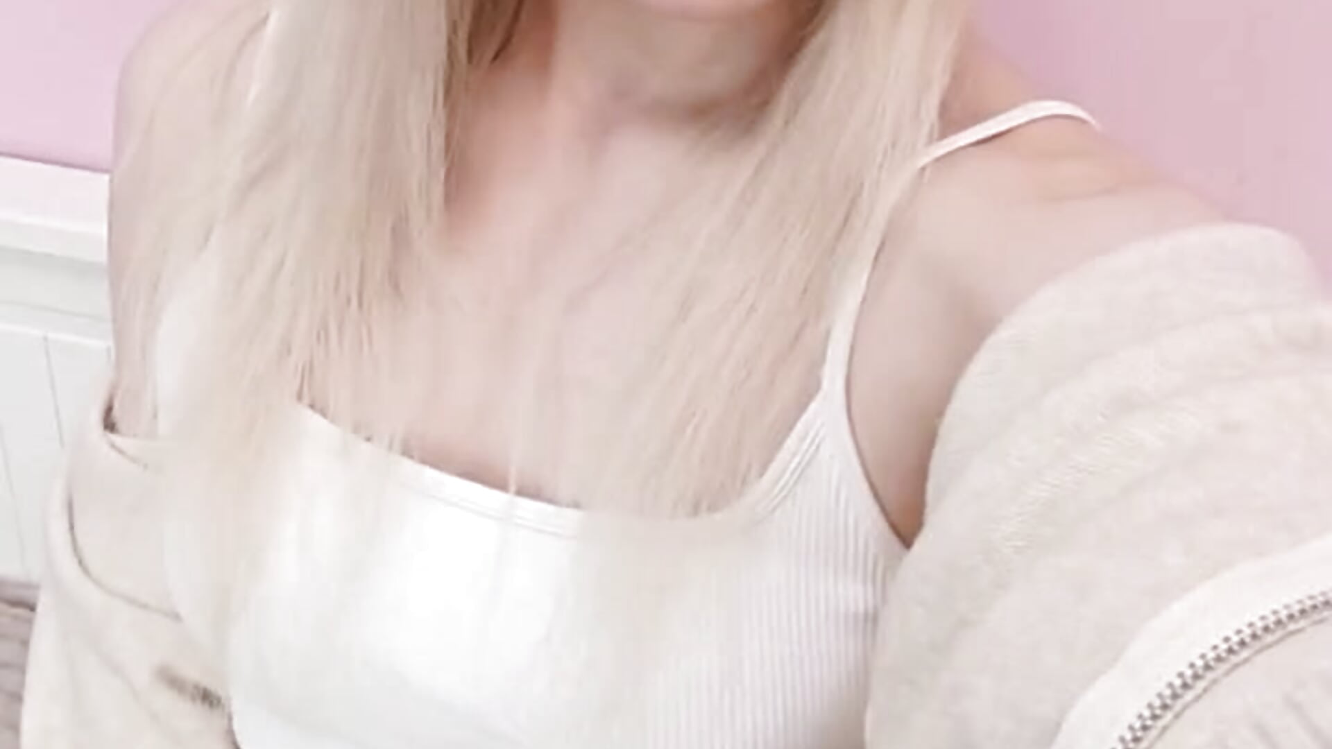 Just me ♥ - video by Grace_Lambert cam model