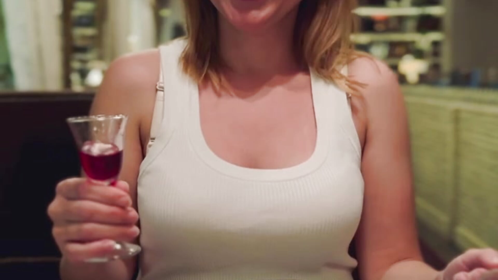 I’m warming up on a cold autumn evening - video by IconaDidi cam model