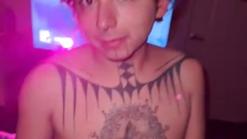 Do you like my body art? 🎨 – video af Xiri-Inya