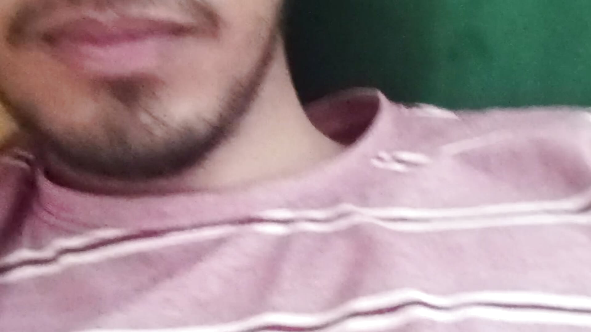 1000044594 - video van ayubur_ cam-model