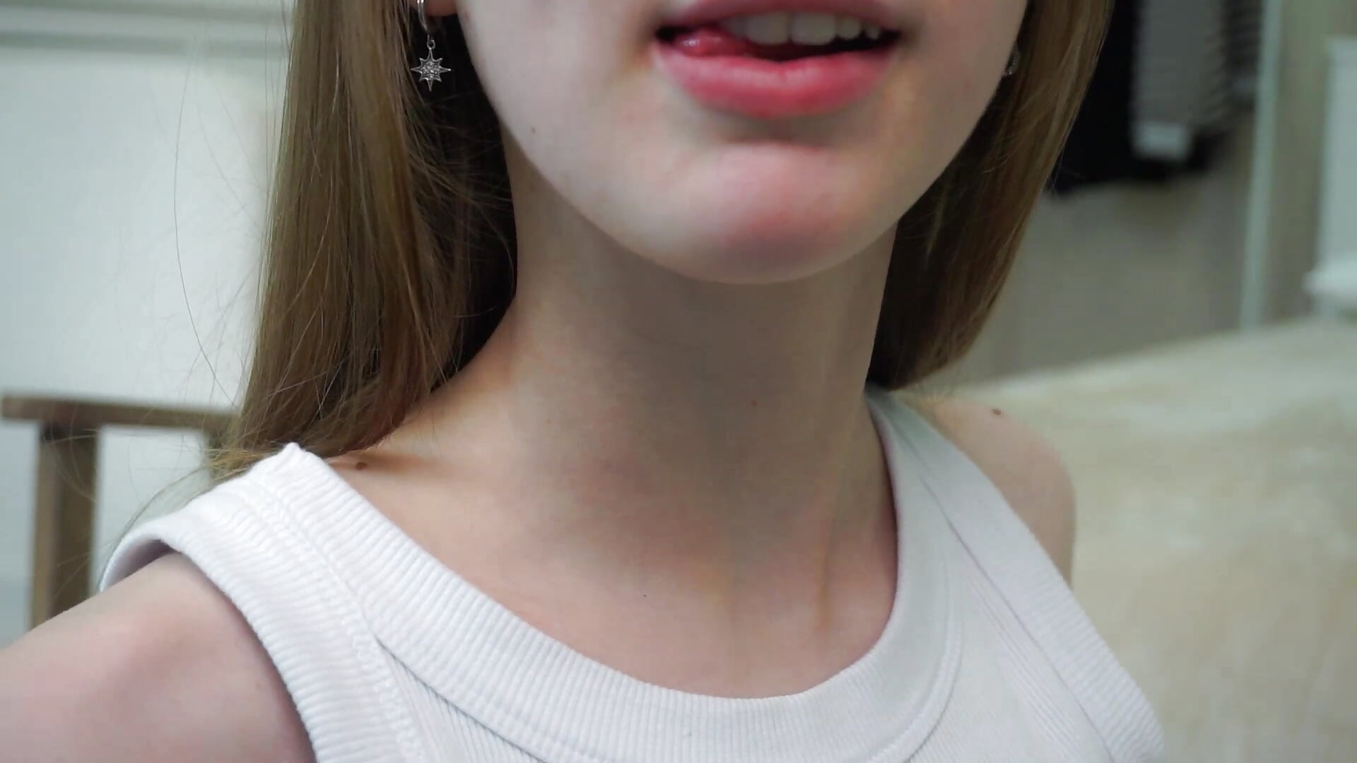 Wet lips