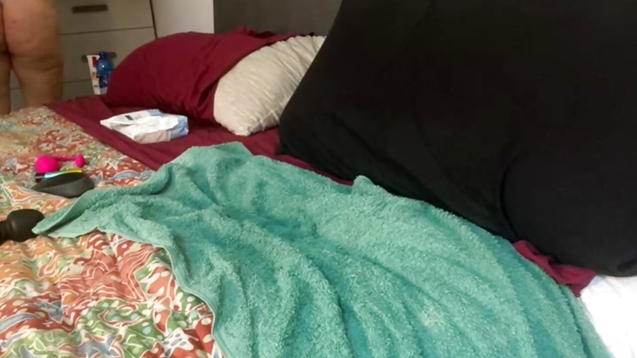 [12 Apr 14:13] Private Show - PIEDINI E PLUG ANALE S - vídeo de la modelo de cam Eris_