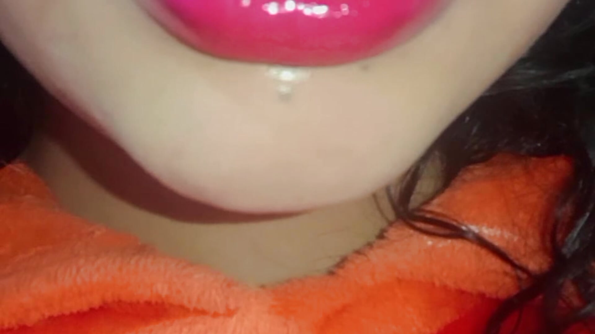 Lips– TICH____ kameramodell videója